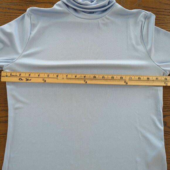 Levi's long sleeve Turtleneck Women's Shirt Top Pullover Retro baby blue size L - Picture 10 of 16